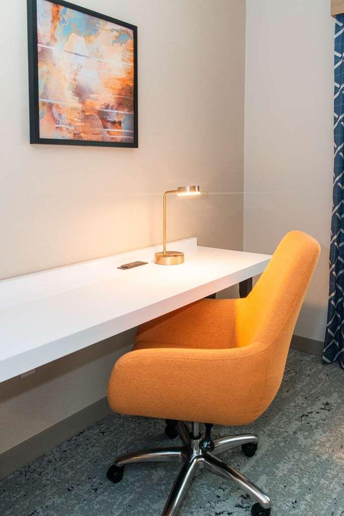 Hilton Garden Inn Mattoon, Il Стая снимка